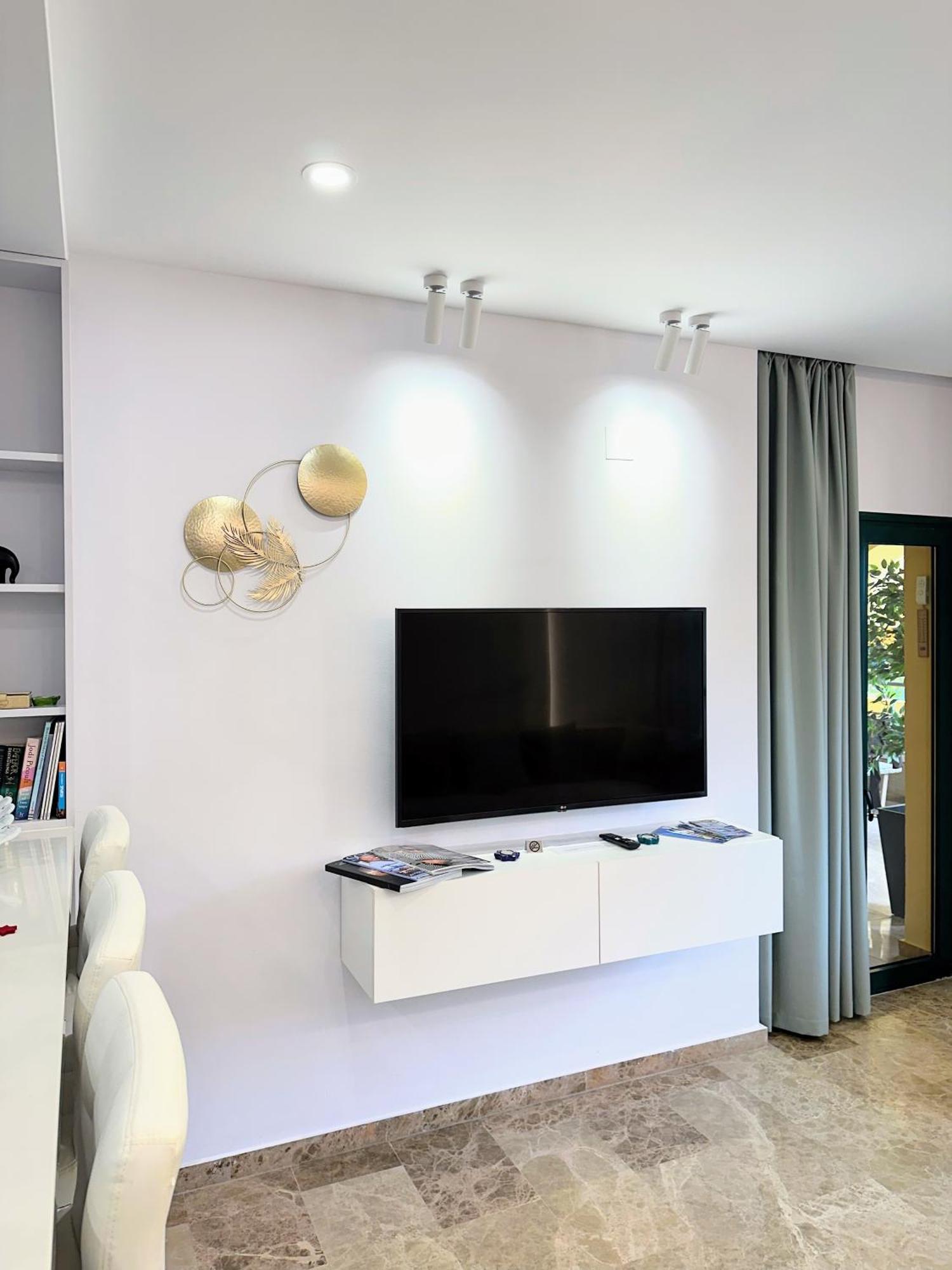 Luxury Blue Coast Seaside Retreat Marbella 아파트 외부 사진